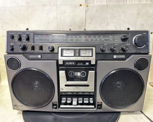 テープレコーダー